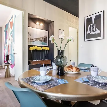 Beautiful Bourgeois Near Palais And Beaches